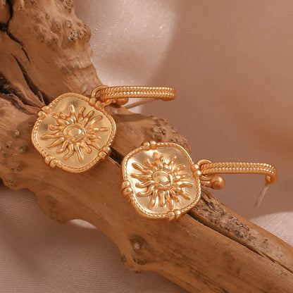 Dainty Yellow Gold Teardrop Earrings