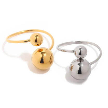 Elegant 14K Gold Double Ball Cocktail Ring