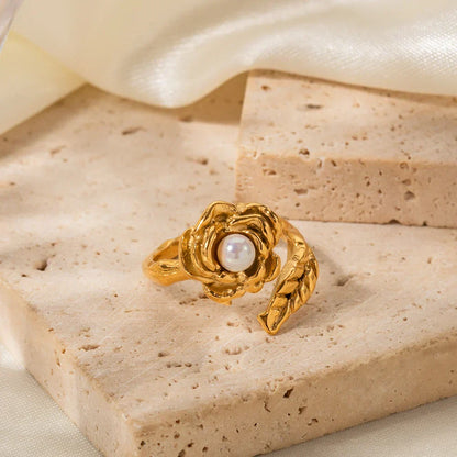 Elegant White Pearl Adjustable Band Ring