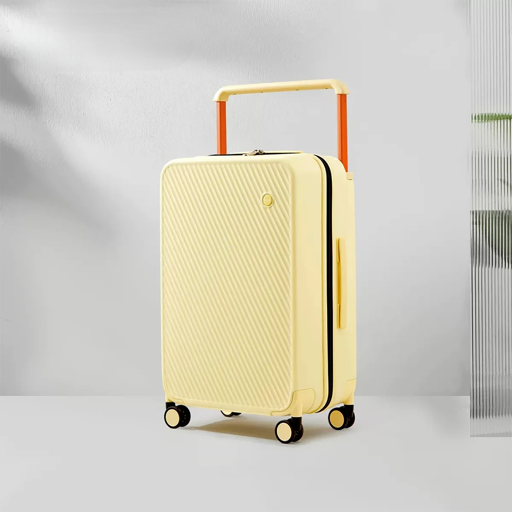 Strong Lightweight Suitcase with Easy Grip Handle