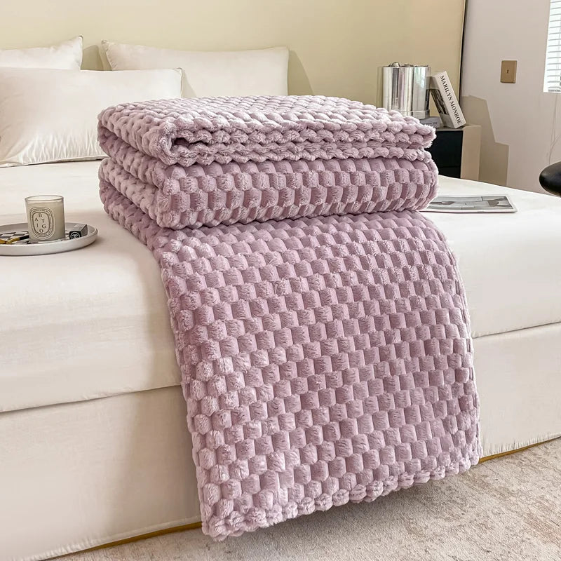 Cozy Checked Blanket Soft Throw for Bedroom