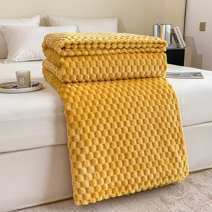 Cozy Checked Blanket Soft Throw for Bedroom