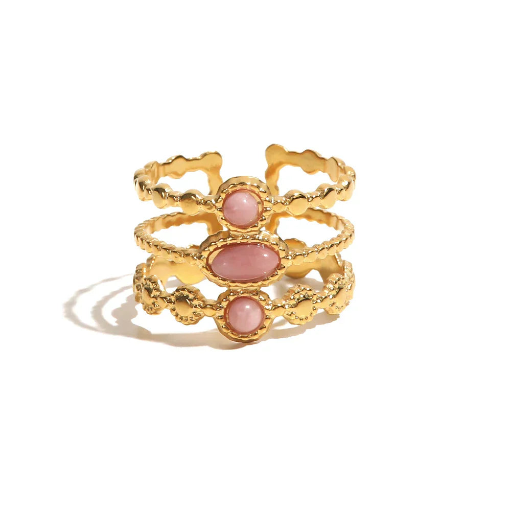 Classic 18k Gold Triple Flower Ring Set