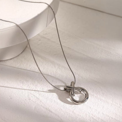 Elegant Bar Chain Kiss Necklace