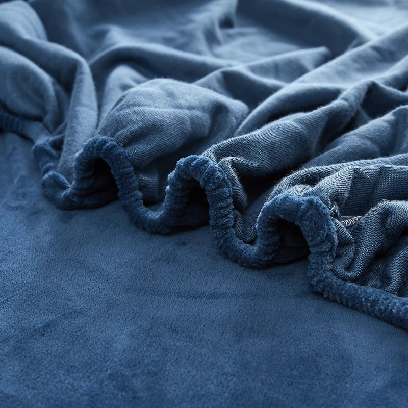 Soft Plush Fitted Sheet for Cold Weather Bedding