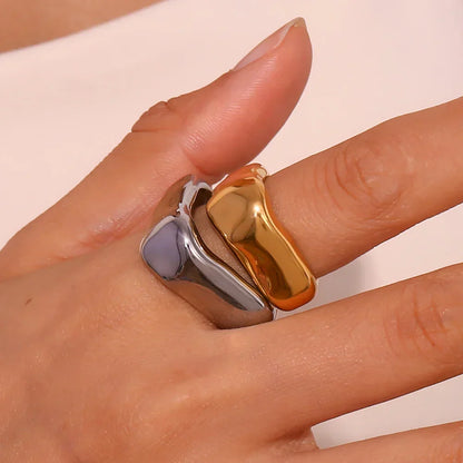Elegant Metallic Designed Square Ring