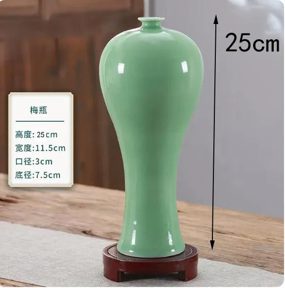 Traditional Antique Style Chinese Vase