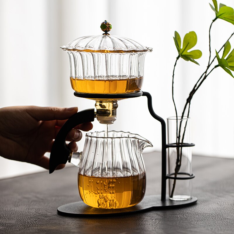 Elegant Leaf Design Automatic Tea Infuser Set