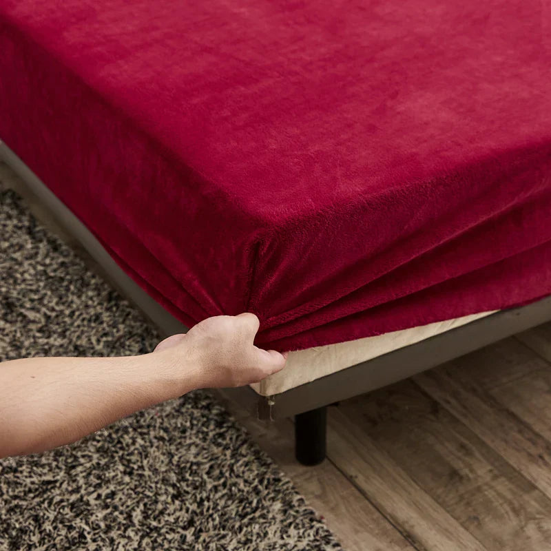 Cozy Fitted Sheet with Soft Stretch Velvet Cover