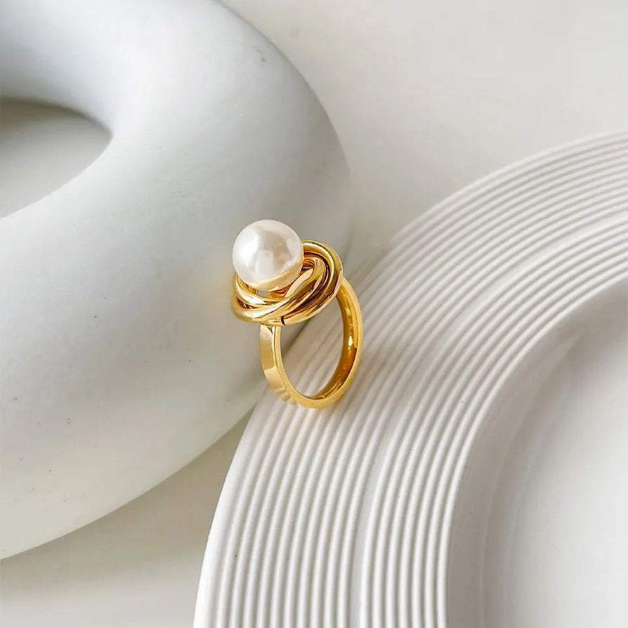 Premium 18k Gold Double Pearl Fashion Ring