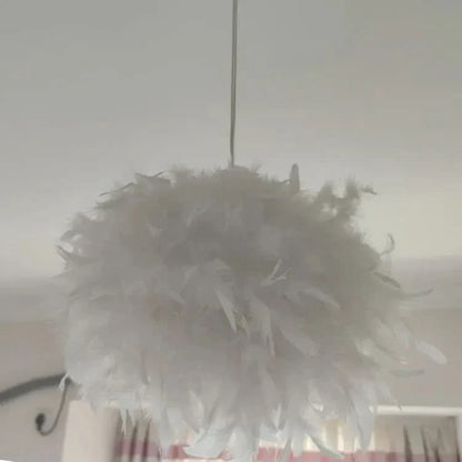 Elegant Amanda Table Lamp