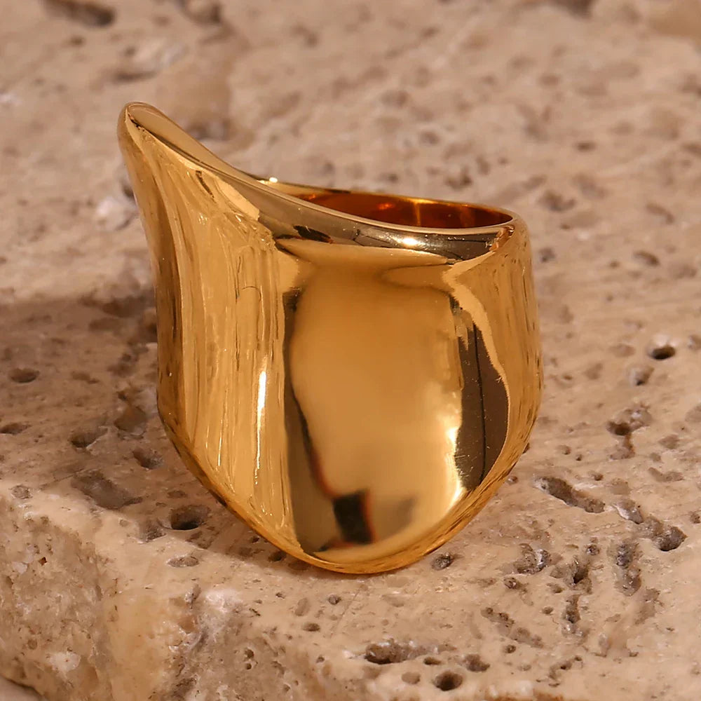 Premium 18k Gold Ocean Wave Ring
