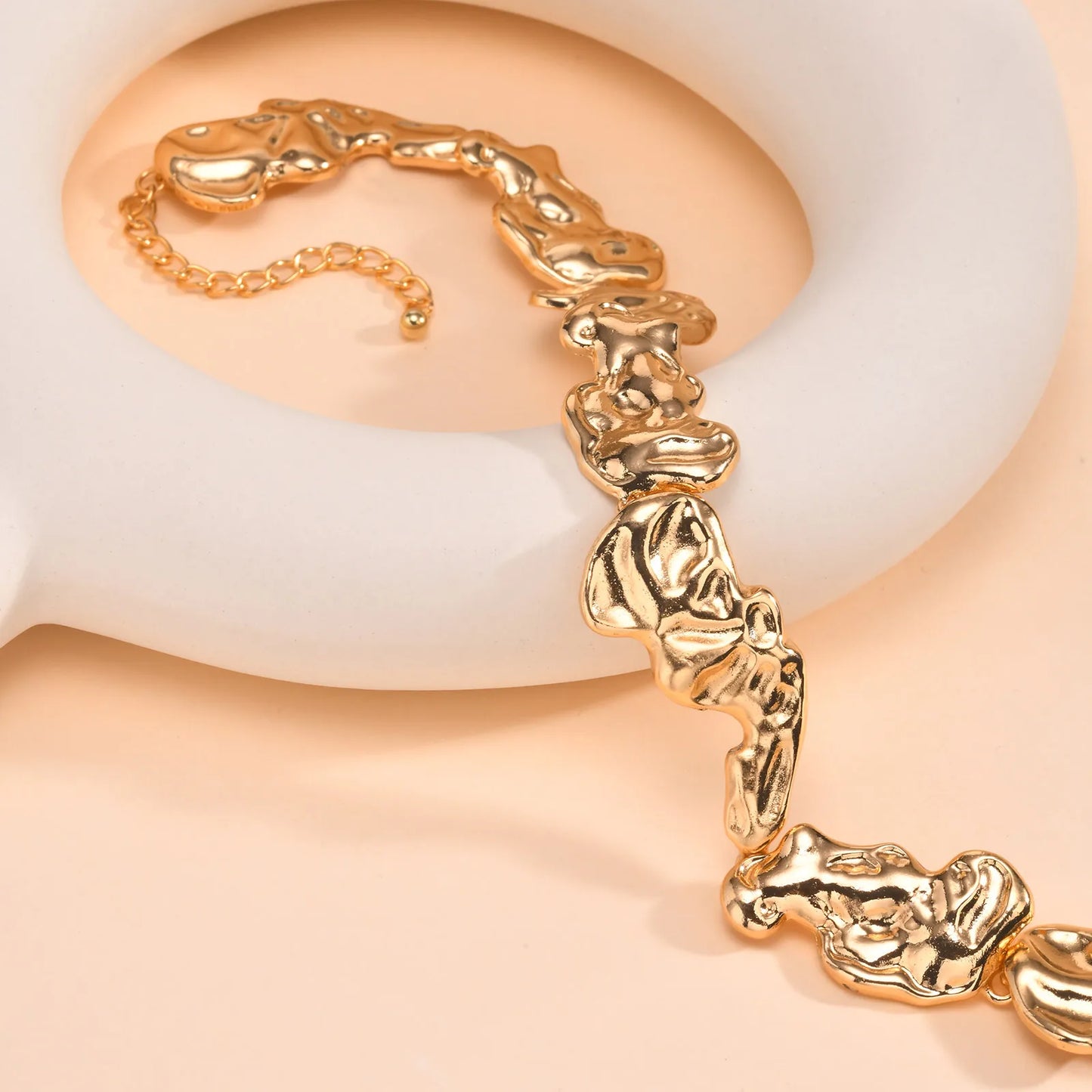 Glowing Red Chain Choker Necklace