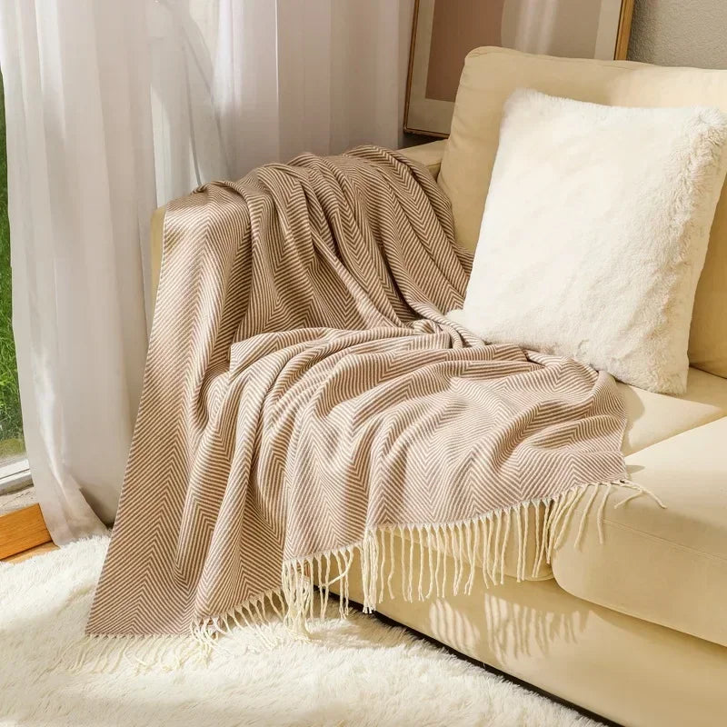 Cozy Gray Geometric Throw Blanket