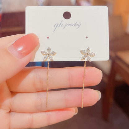 Beautiful Floral Dangling Drop Earrings