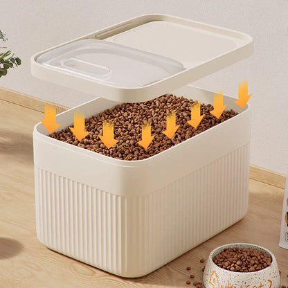 Fresh Pet Food Airtight Storage Bin