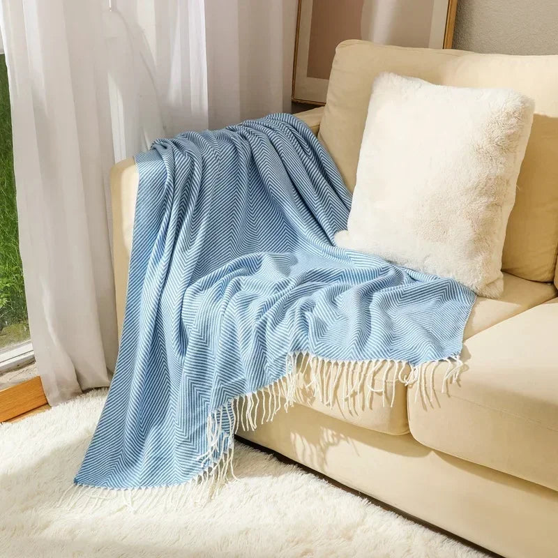 Cozy Gray Geometric Throw Blanket