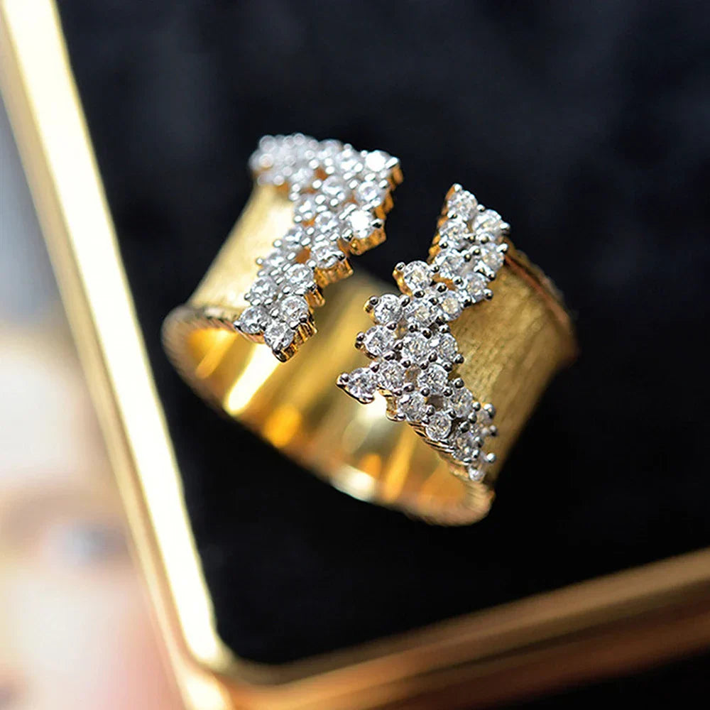 Elegant Sparkle Cocktail Ring