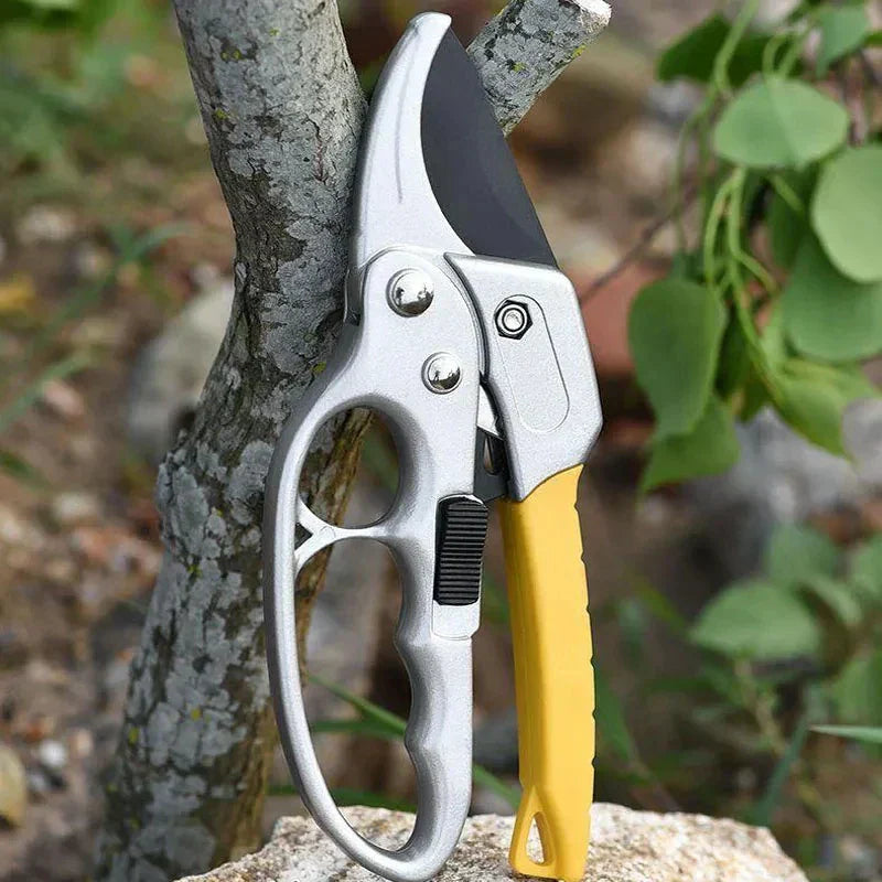 Premium Garden Pruning Hand Clippers - Luxicro