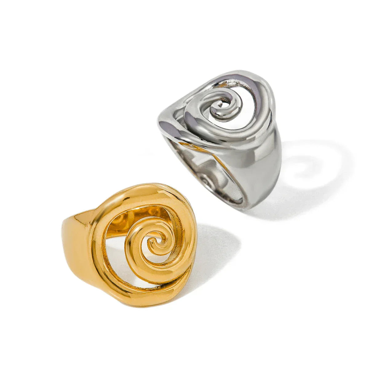 Elegant 14k Gold Twisted Ring