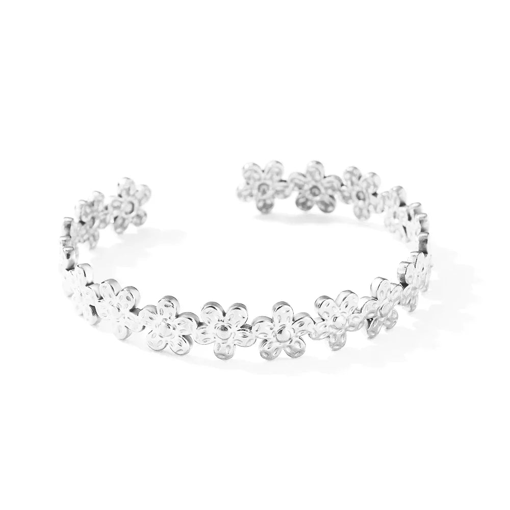 Elegant Flower Design Cuff Bangle