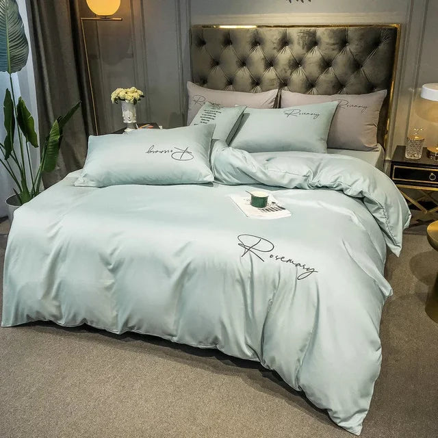 Elegant Patterned Bedding Set