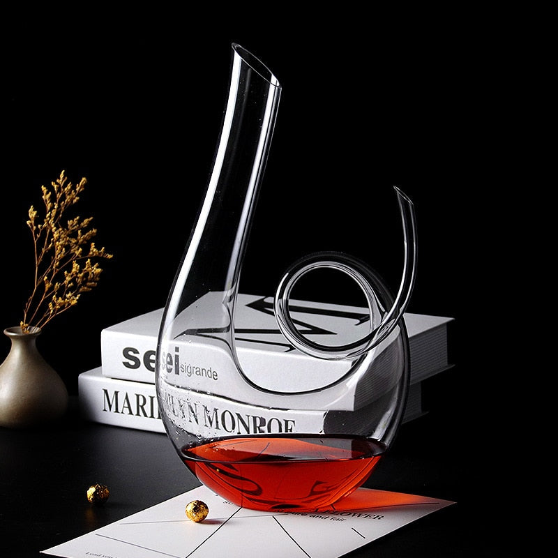Luxurious Cut Glass Wine Carafe - Luxicro