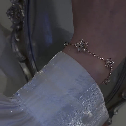 Beautiful Flower Zircon Gemstone Bracelet - Luxicro