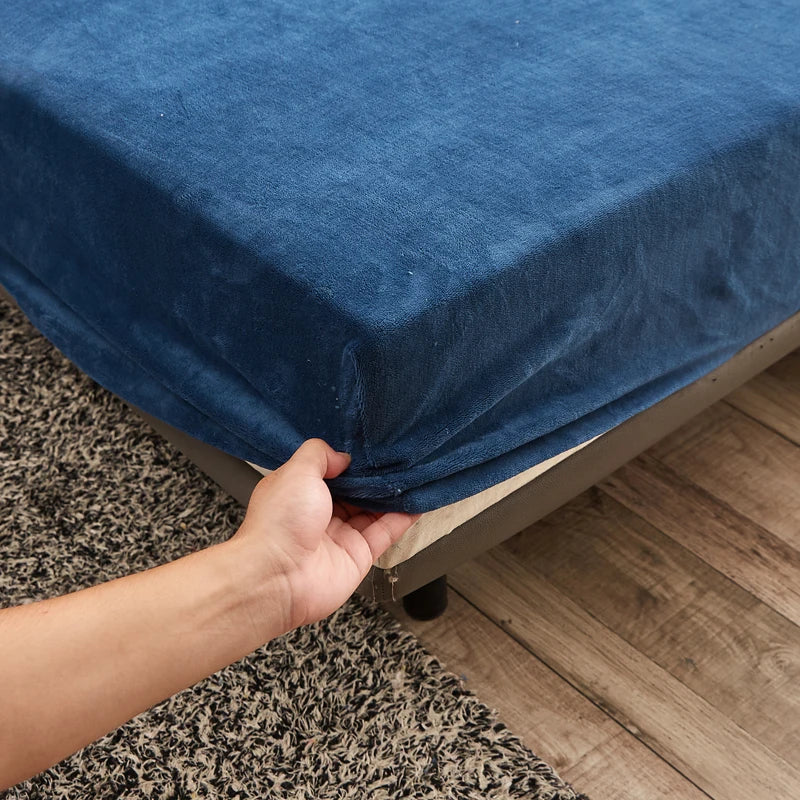 Soft Plush Fitted Sheet for Cold Weather Bedding