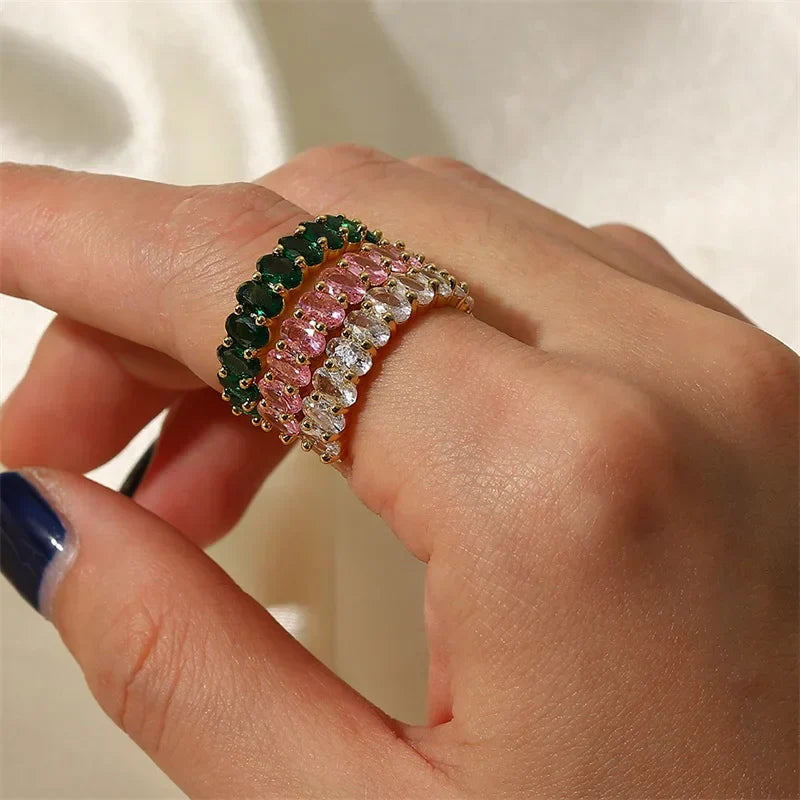 Classic Round Cut Diamond Engagement Ring