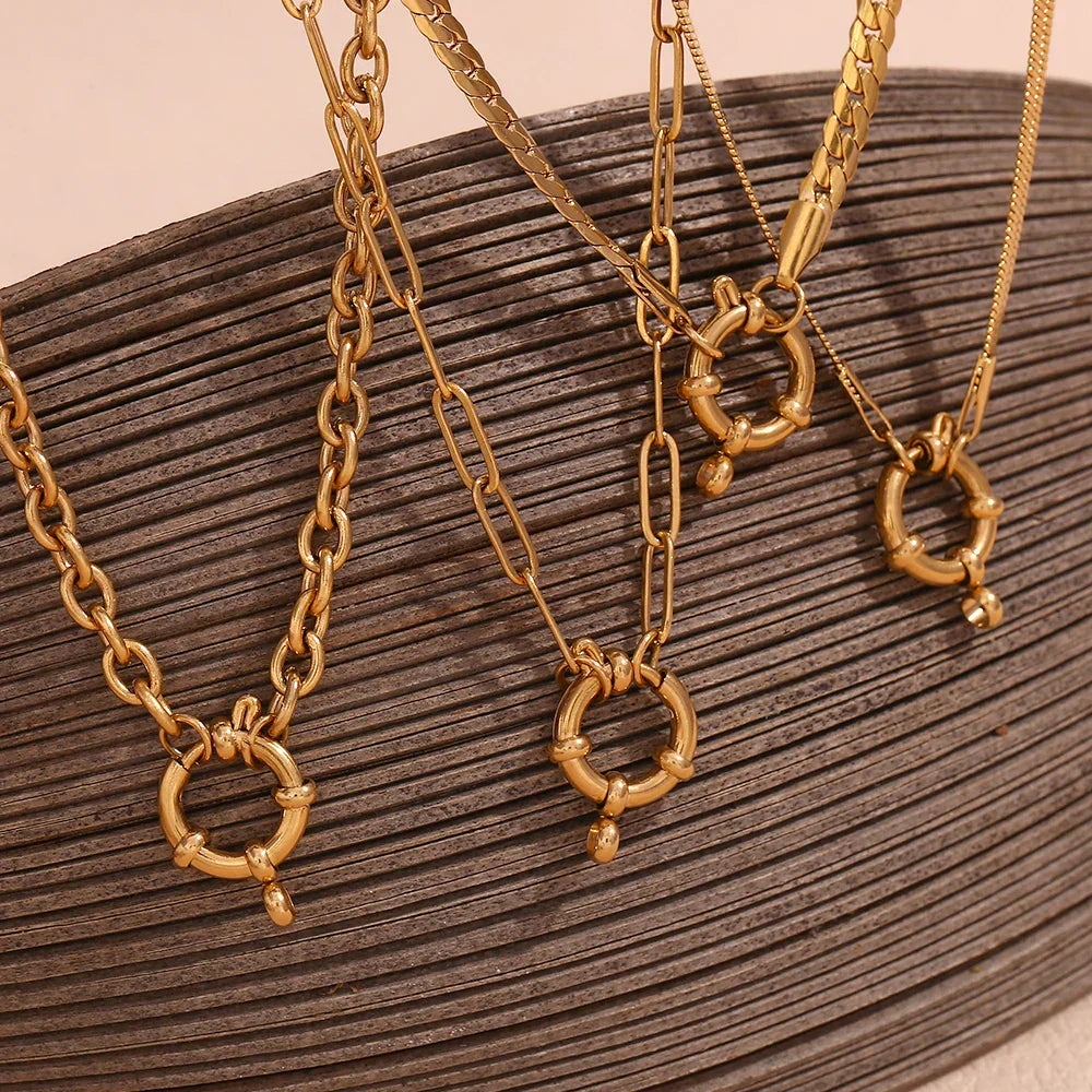 Elegant Gold Bar Link Chain Necklace