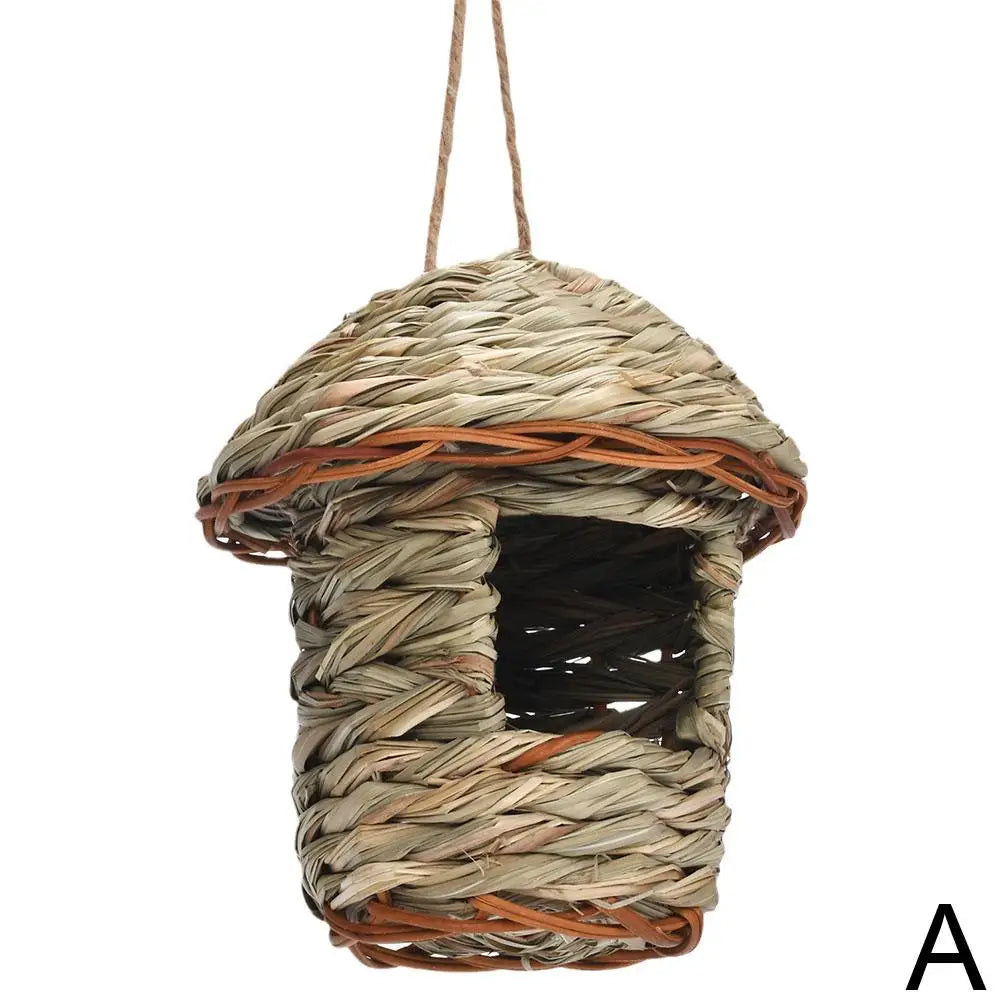 Cozy Natural Garden Bird House - Luxicro