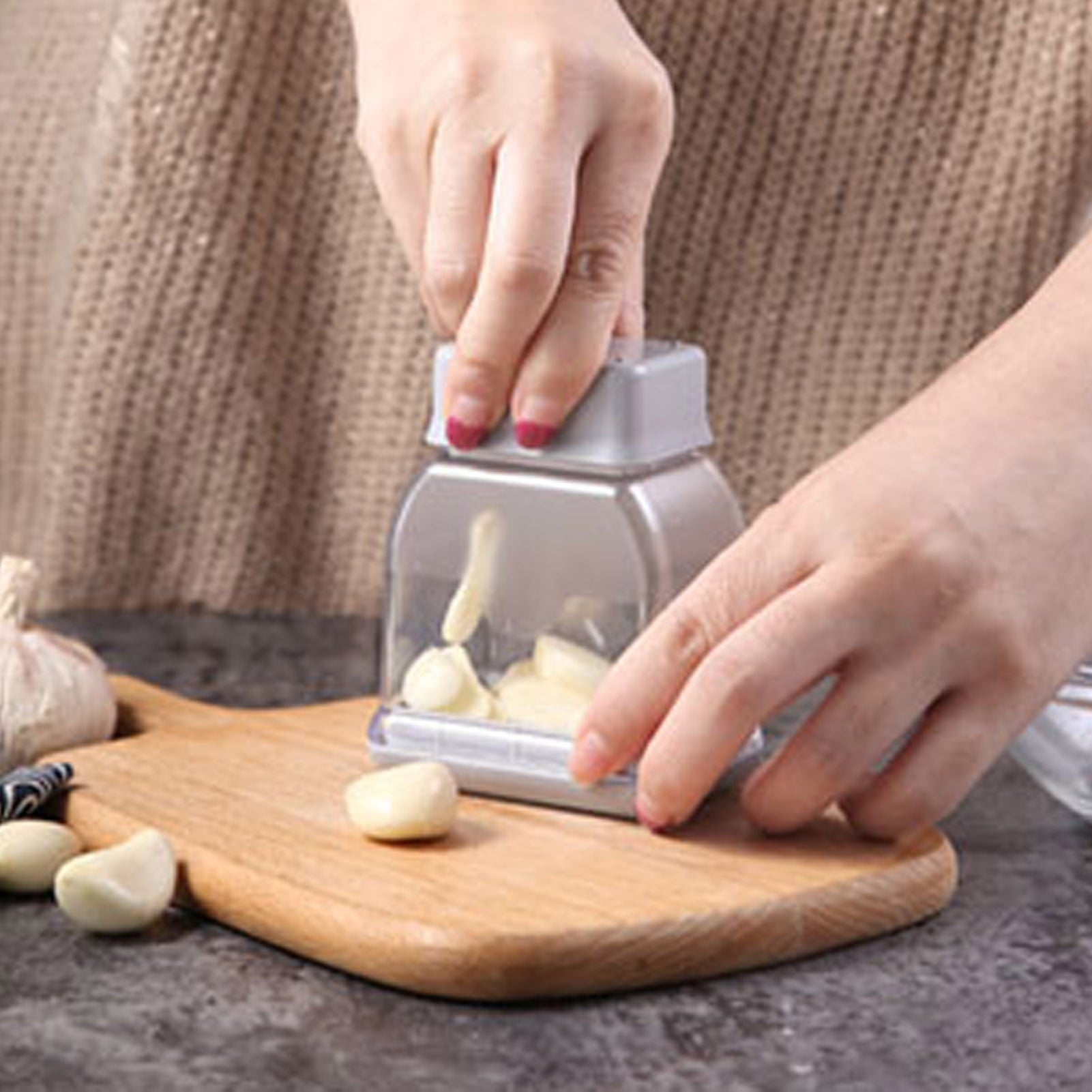 Premium Manual Garlic Press Slicer - Luxicro