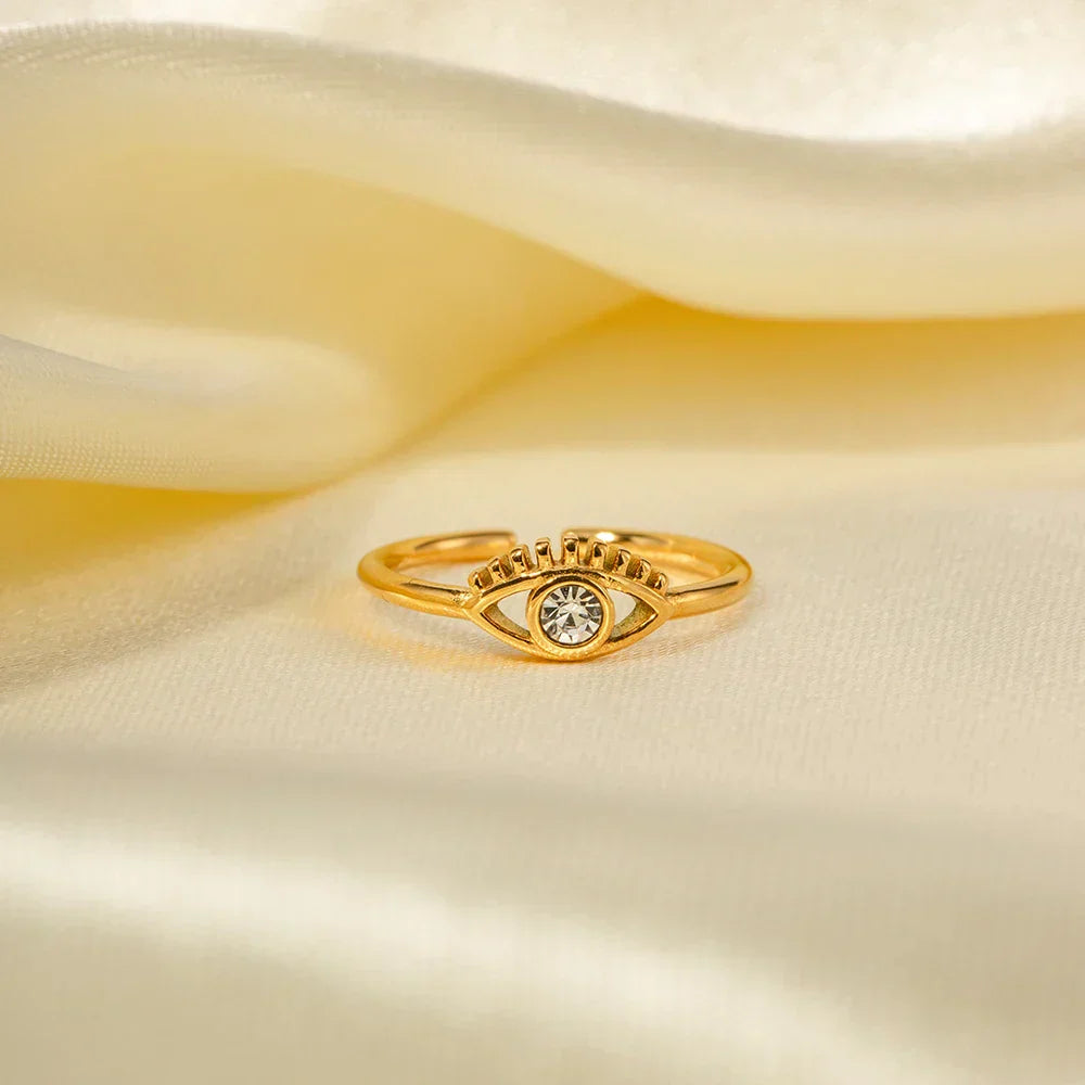 Premium 18k Gold Diamond Protection Ring