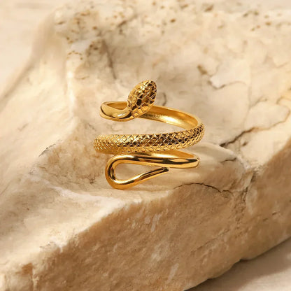 Comfortable Spiral Snake Band Ring