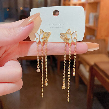 Beautiful Floral Dangling Drop Earrings
