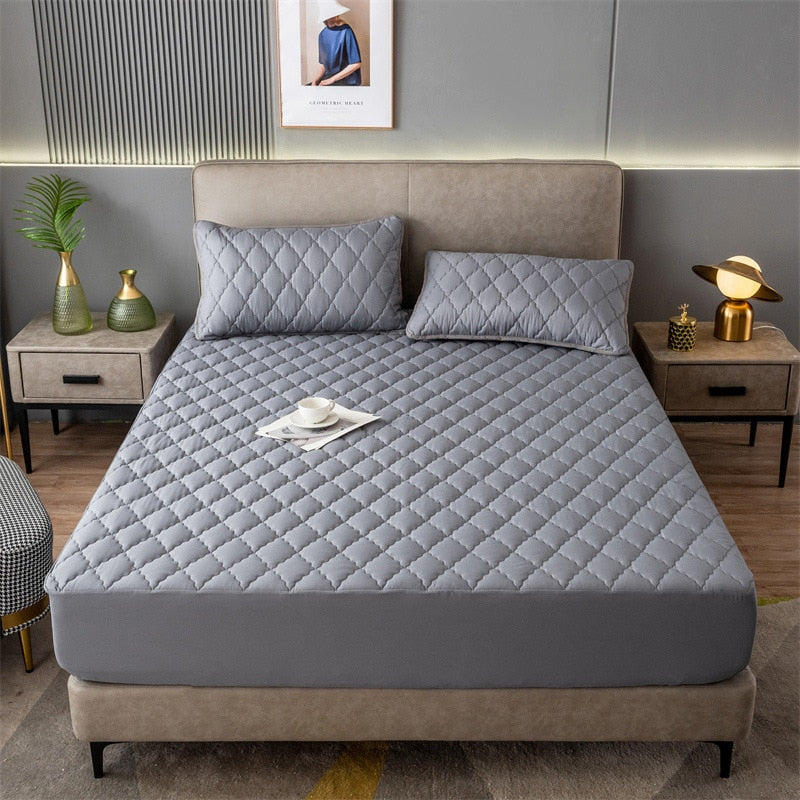 Cool Comfortable Bed Mattress Cover - Luxicro