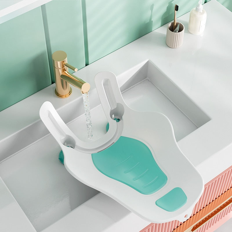 Portable Foldable Infant Bath Shower Kit - Luxicro
