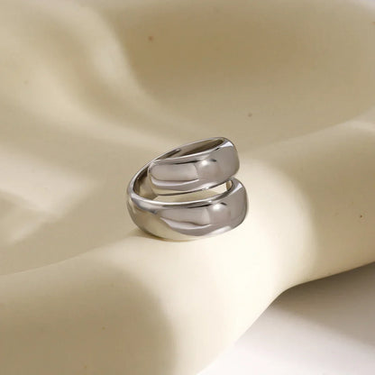 Elegant Gold Thin Band Ring