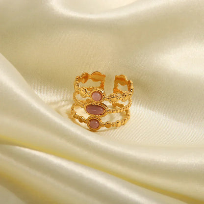 Classic 18k Gold Triple Flower Ring Set
