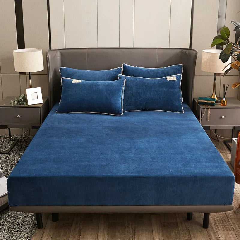 Soft Plush Fitted Sheet for Cold Weather Bedding - Luxicro