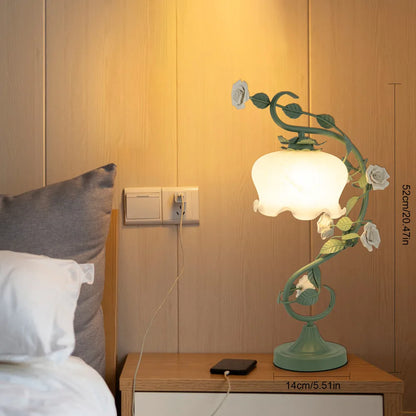 Elegant Flower Desk Lamp