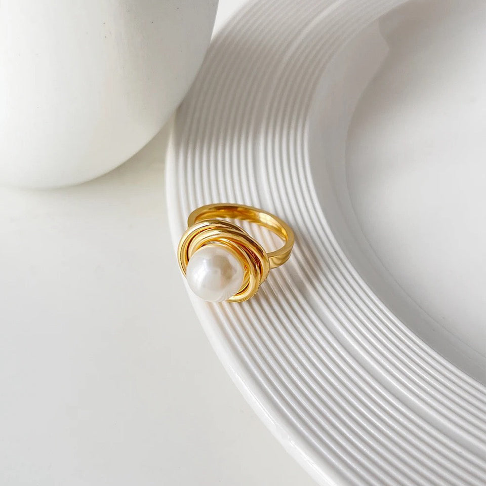Premium 18k Gold Double Pearl Fashion Ring