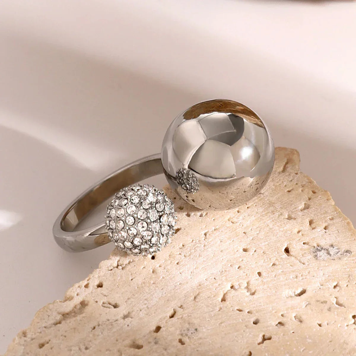 Exquisite Cut Gemstone Geo Ring