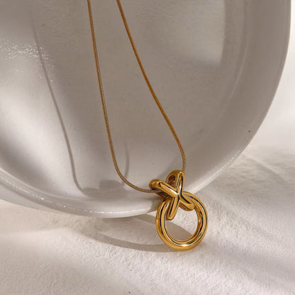Elegant Bar Chain Kiss Necklace
