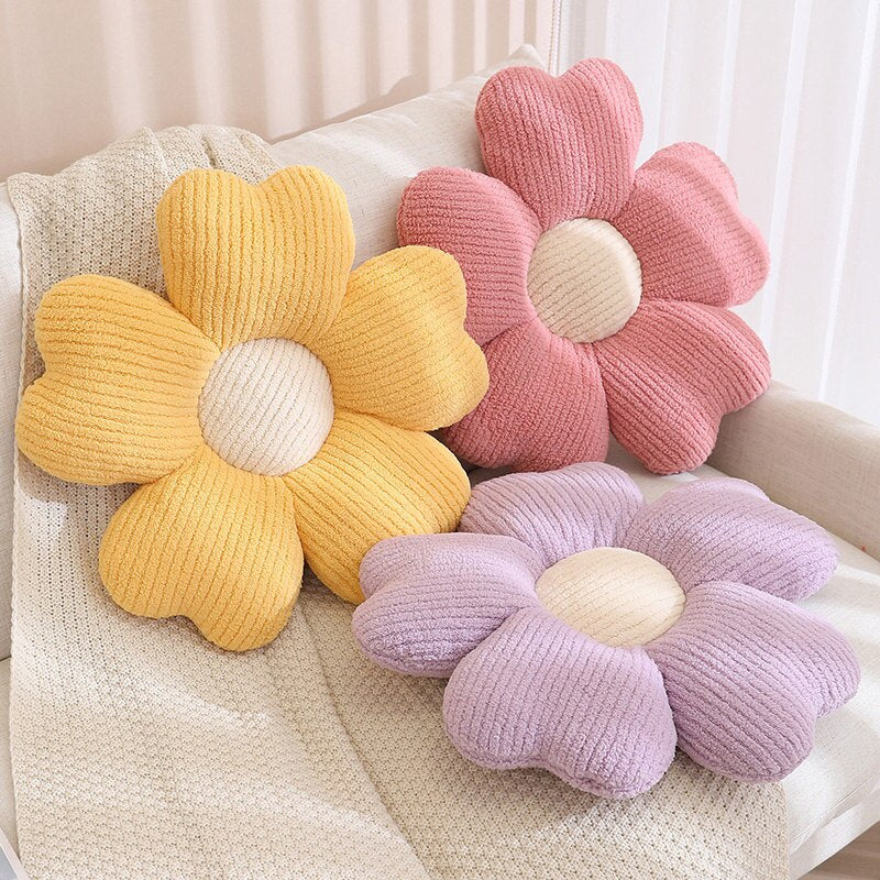 Soft Flower Design Accent Pillow - Luxicro