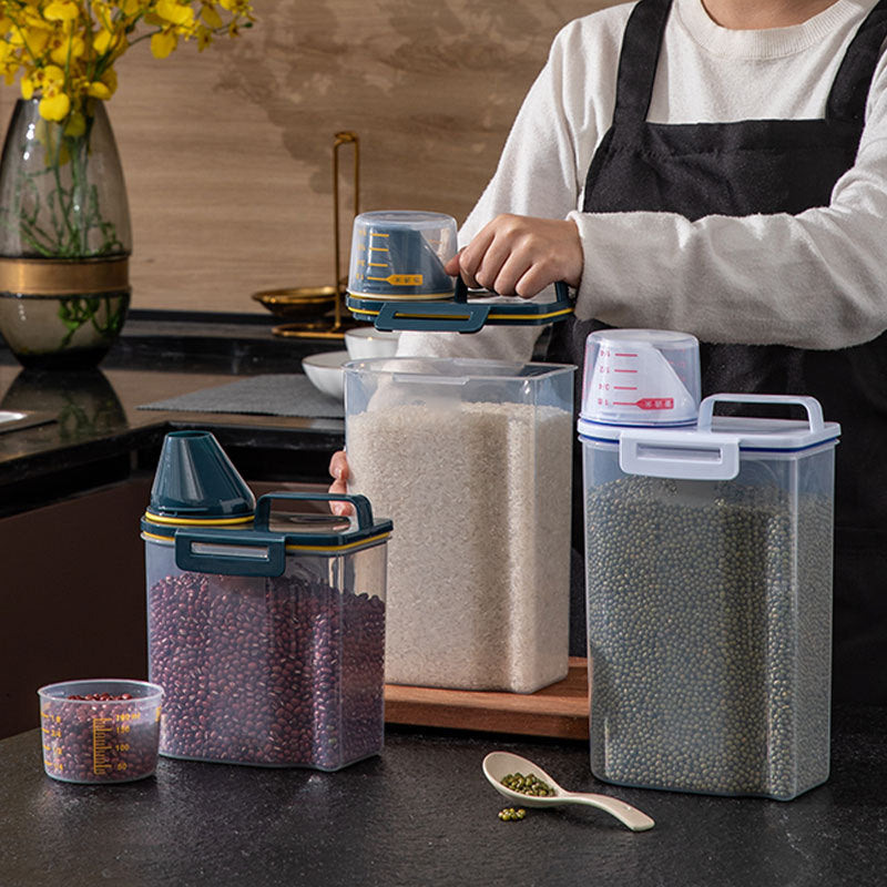 Convenient Pet Food Storage Measuring Cup