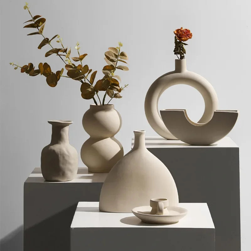 Simple White Ceramic Decorative Vase - Luxicro