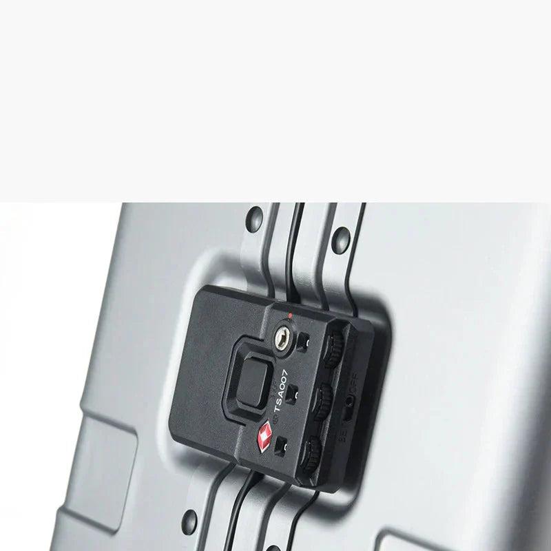 Strong Ultra Lightweight Luggage Case