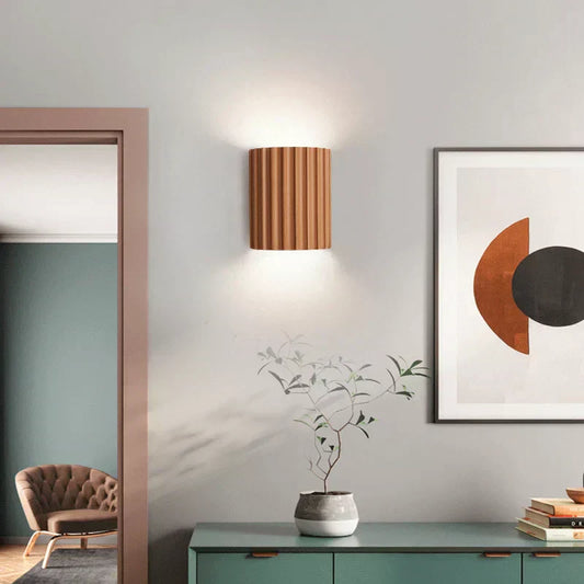 Contemporary Resin Wall Lamp With Soft Warm Light - Luxicro